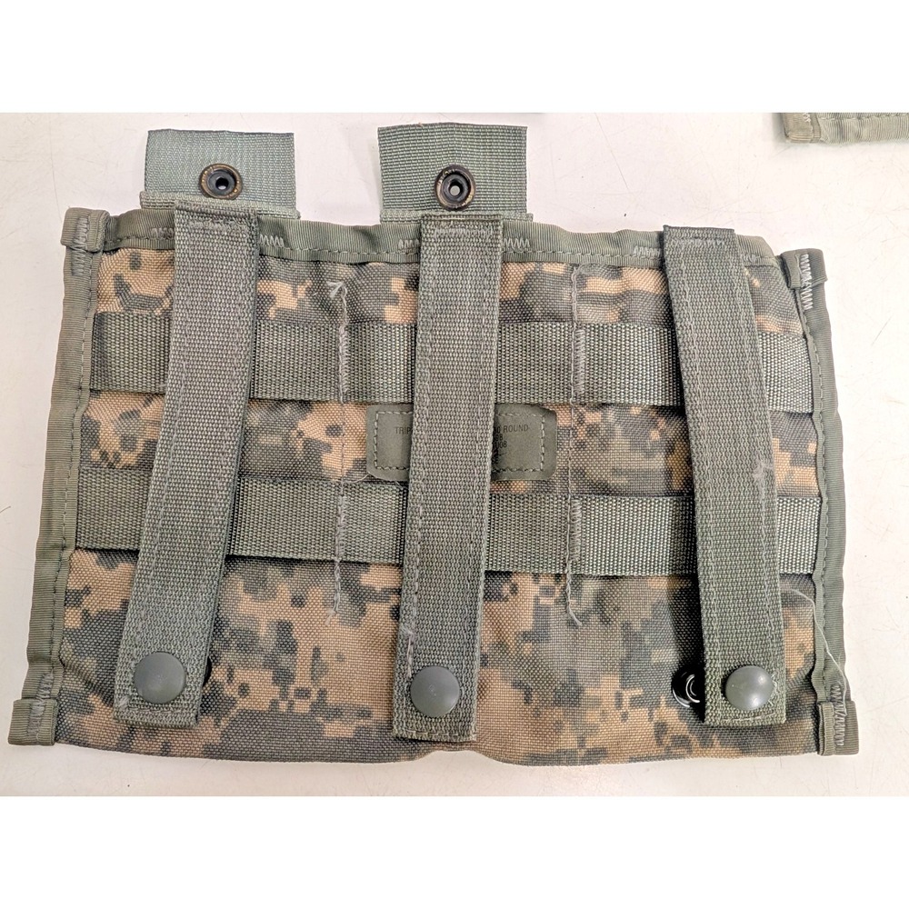 US Milttary ACU MOLLE II Bandoleer, Triple Mag, Assorted Pouches - 7 total items - Picture 11 of 16